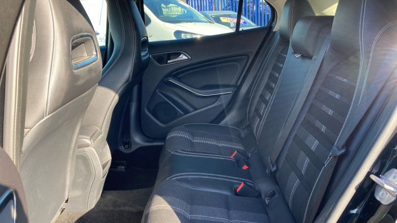 Mercedes-Benz GLA 180 Urban Edition 5dr Auto Petrol Hatchback